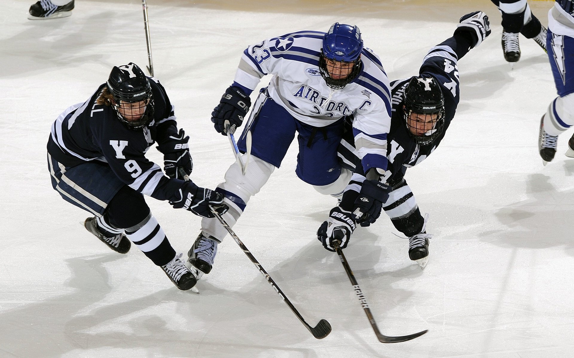 巴拉圭队豪取三分 特立尼达电梯
