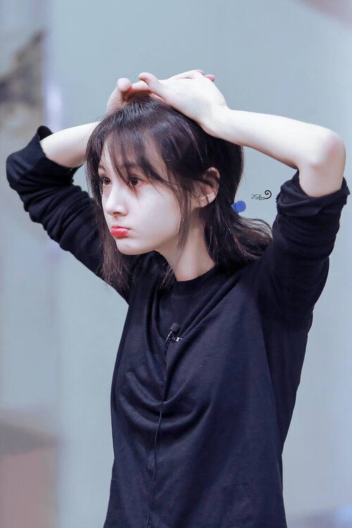 九游下载中心-女篮国家队设置数据助理岗位提升战术应用，国家女篮助理女教练